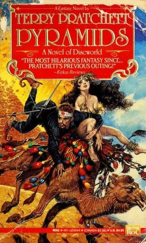 Cover of Pyramids (Discworld, #7)